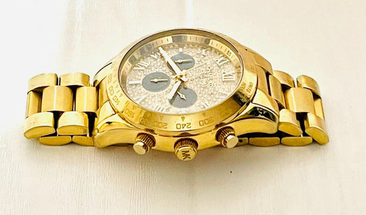 Michael Kors MK5830 — Understated Luxury for the Modern Man