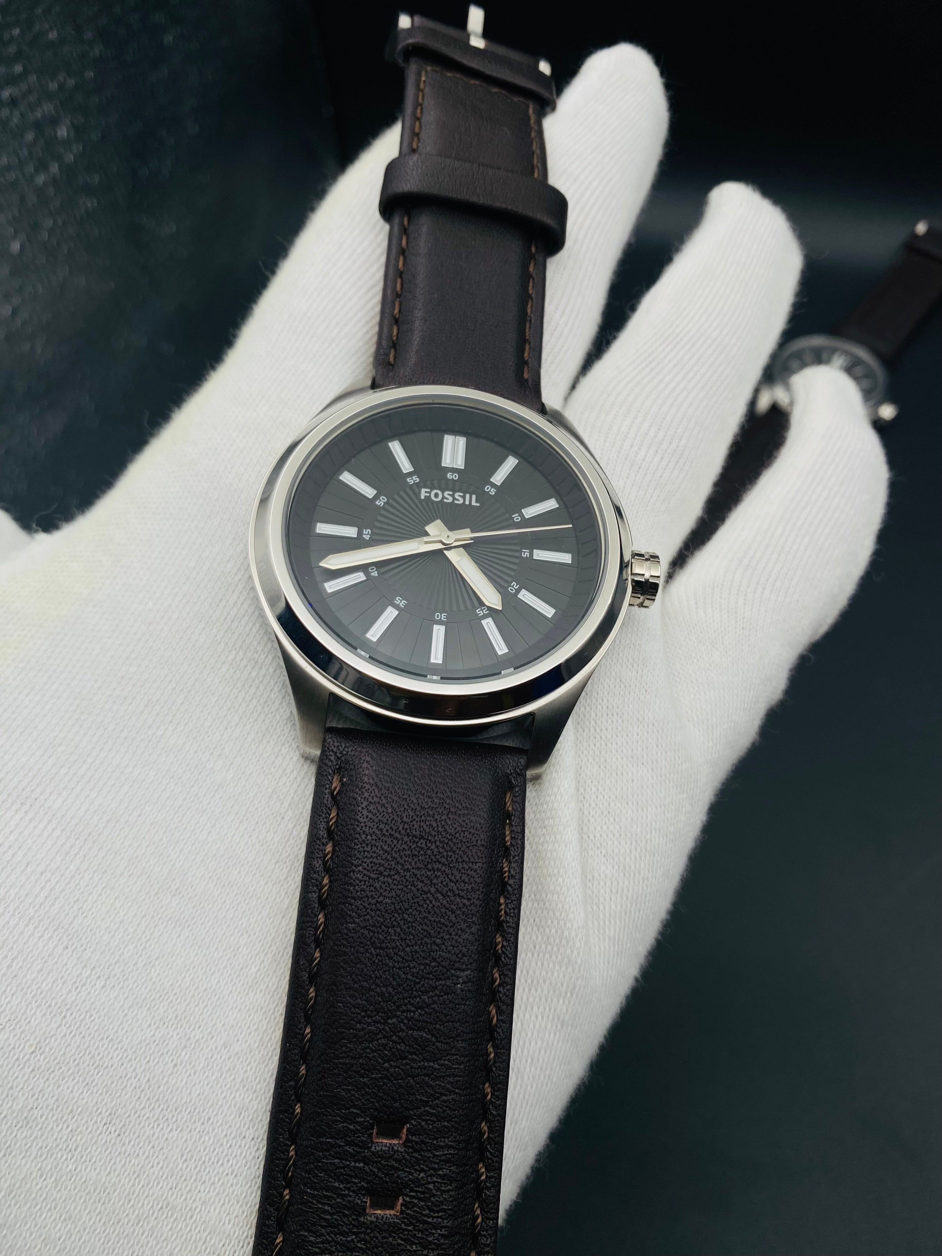 Fossil Minimalist Men’s Analog Watch
