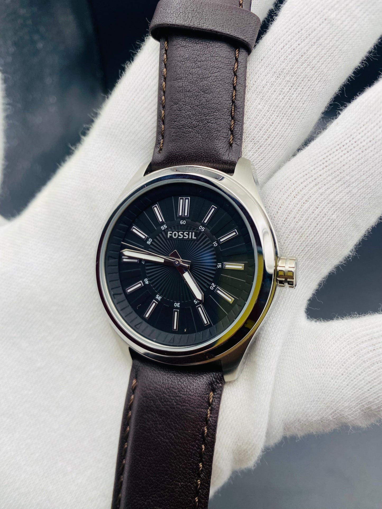 Fossil Minimalist Men’s Analog Watch